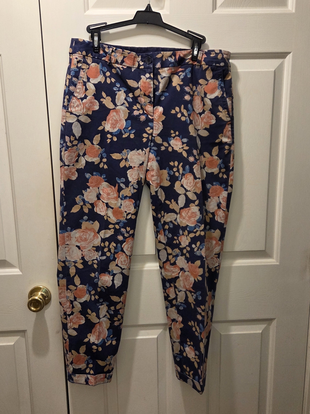 Floral Print Navy Cropped Pants